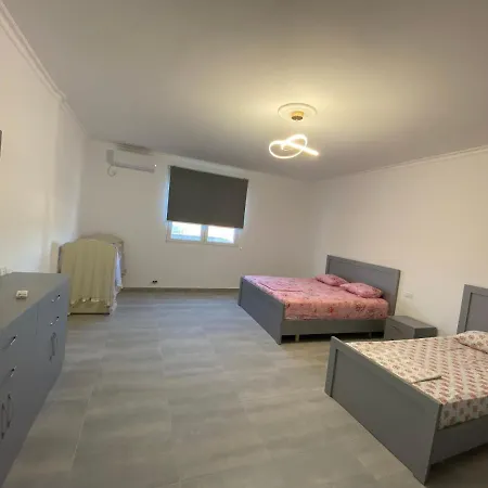 Rinia Apartment
